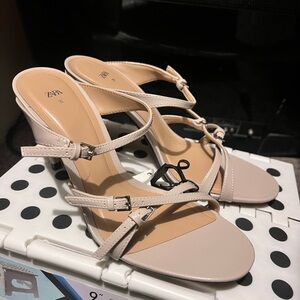 Zara Women's Cream Strappy Heels